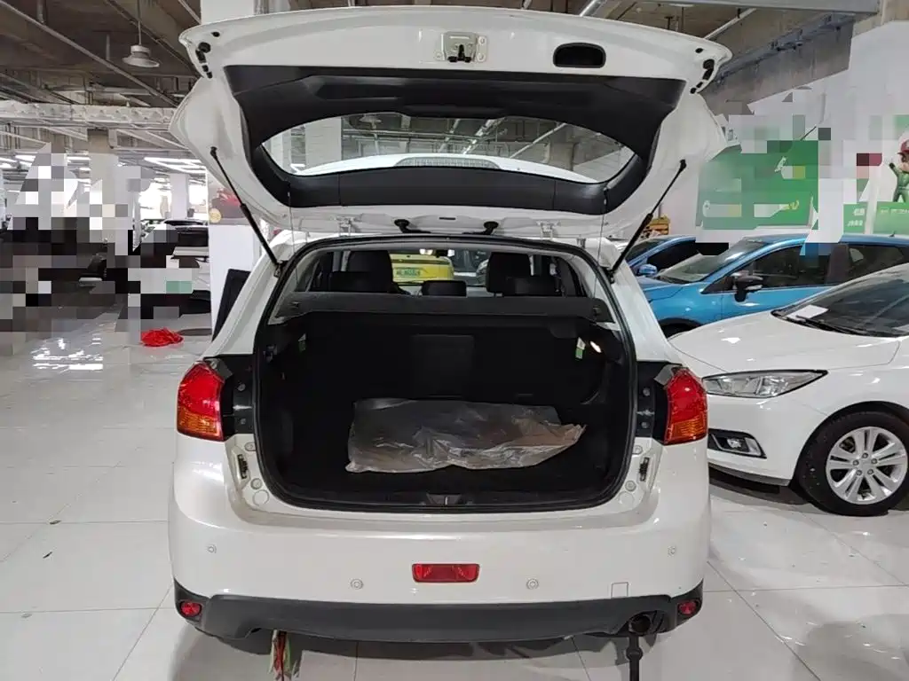 Mitsubishi Jinxuan ASX 2016 — фото 19