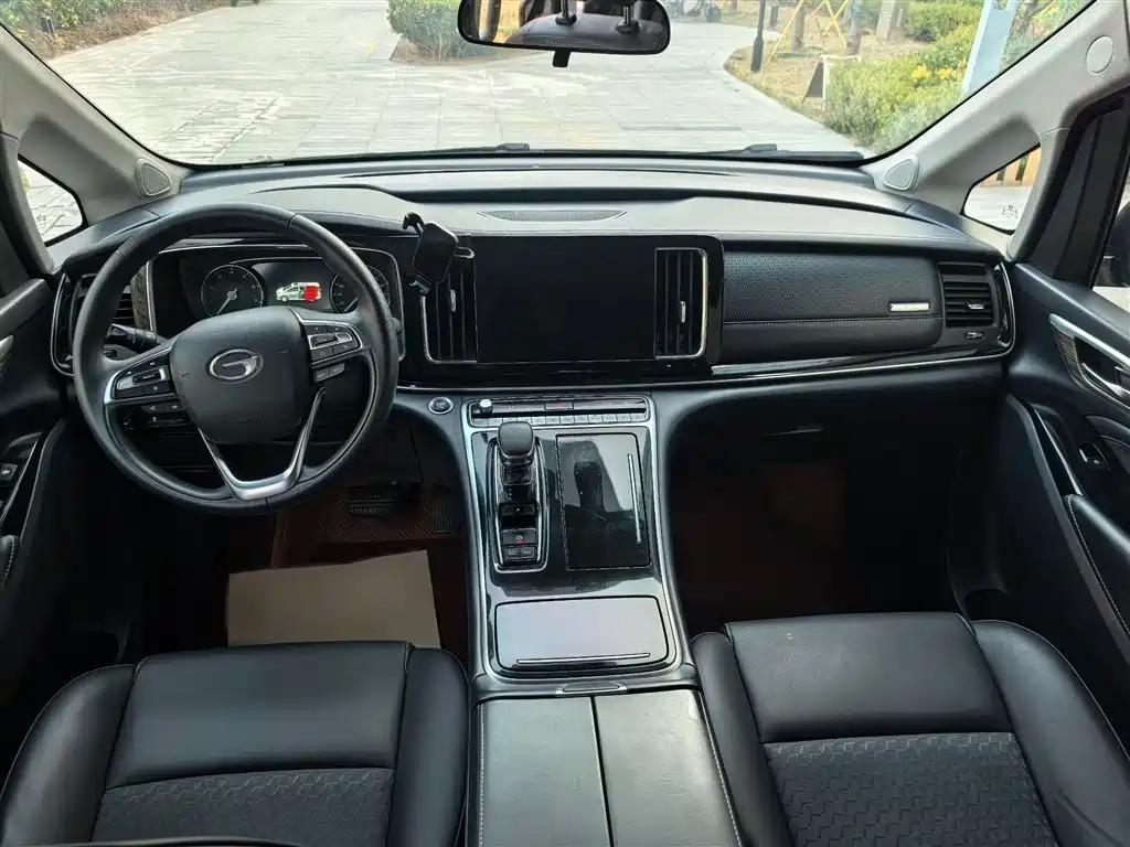 GAC Motor Trumpchi M8 2023 — фото 20