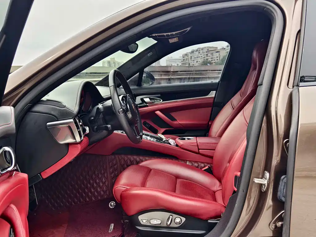 Porsche Panamera 2015 — фото 24