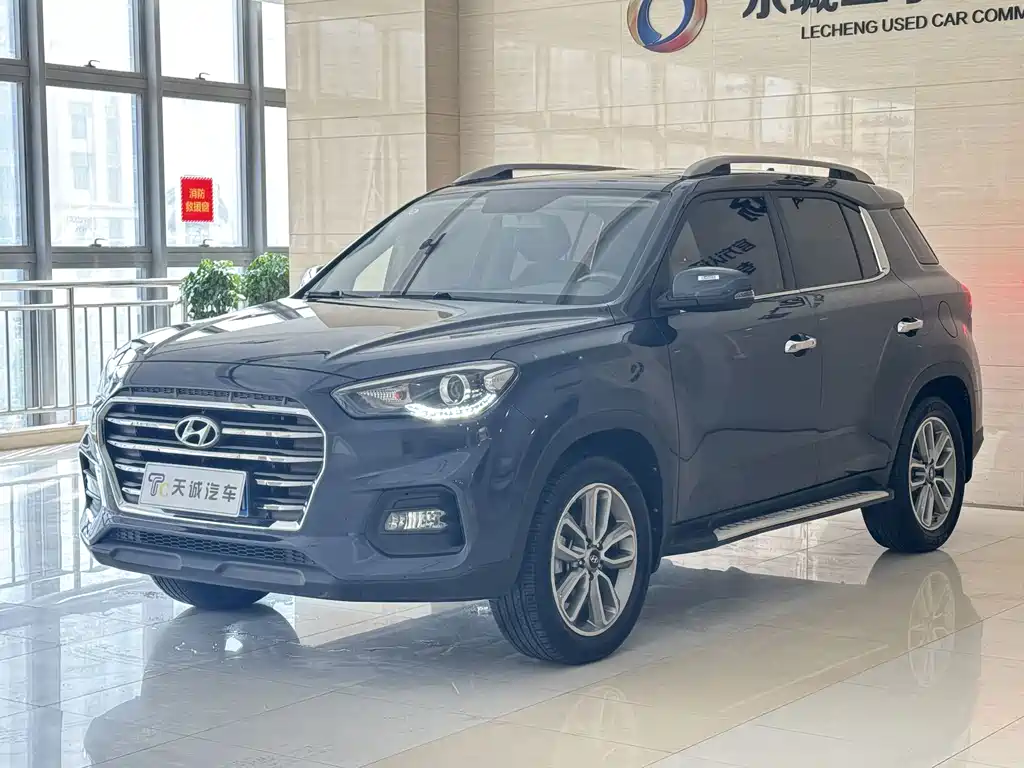 Hyundai ix35 2018 — фото 1