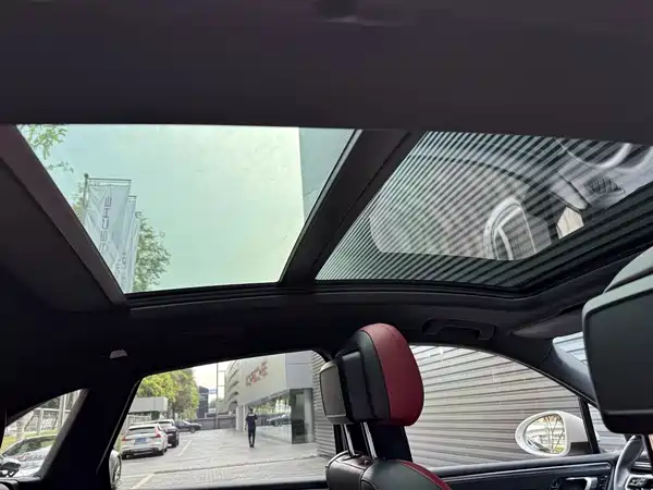 Porsche Macan 2021