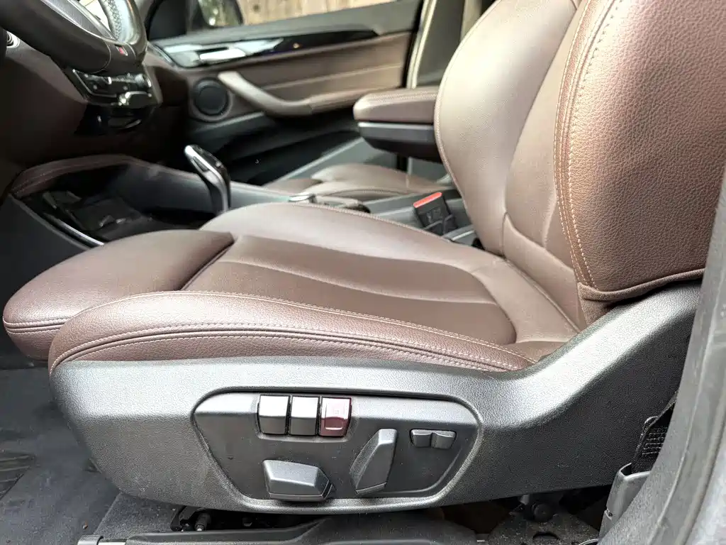 BMW X1 2020 — фото 4