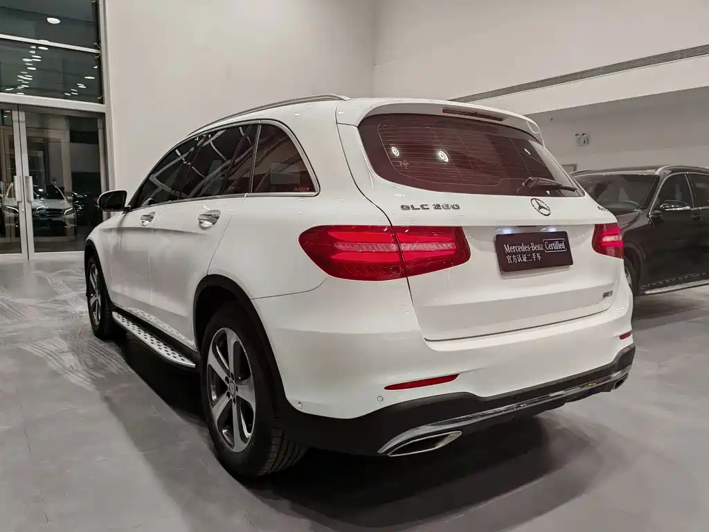 Mercedes-Benz GLC 2017 — фото 14