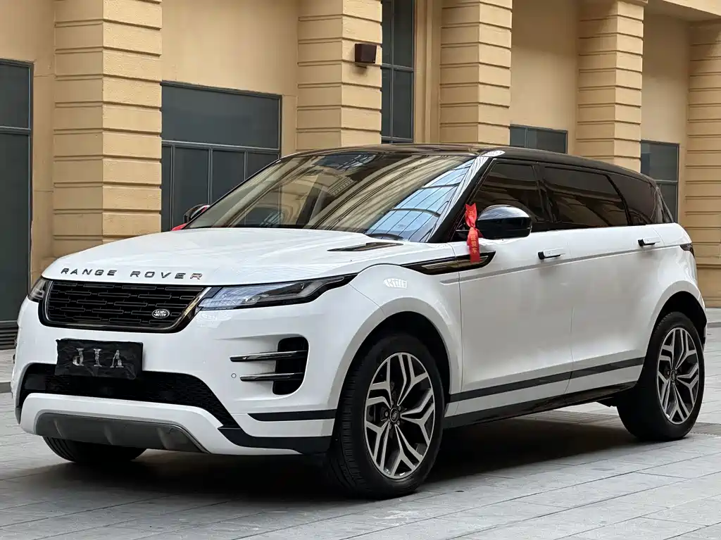 Land Rover Range Rover Evoque 2024 — фото 1