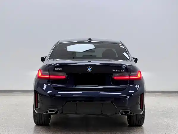 BMW 3 Series 2024