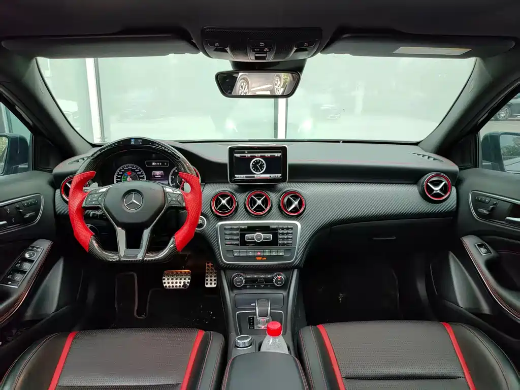 Mercedes-Benz A-Class AMG 2015 — фото 17
