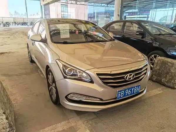Hyundai Mistra 2014