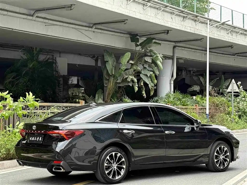 Toyota Avalon 2022 — фото 20
