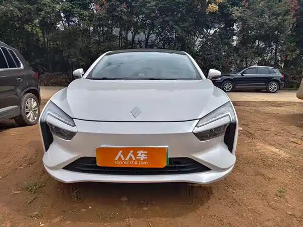 JMC Yi 2022