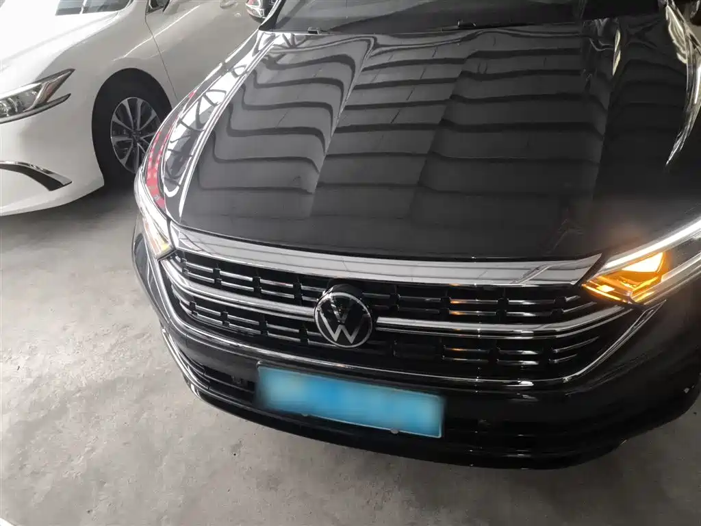 Volkswagen Sagitar 2023 — фото 3