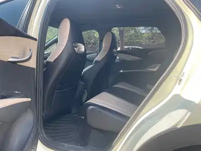 BYD Dolphin 2025
