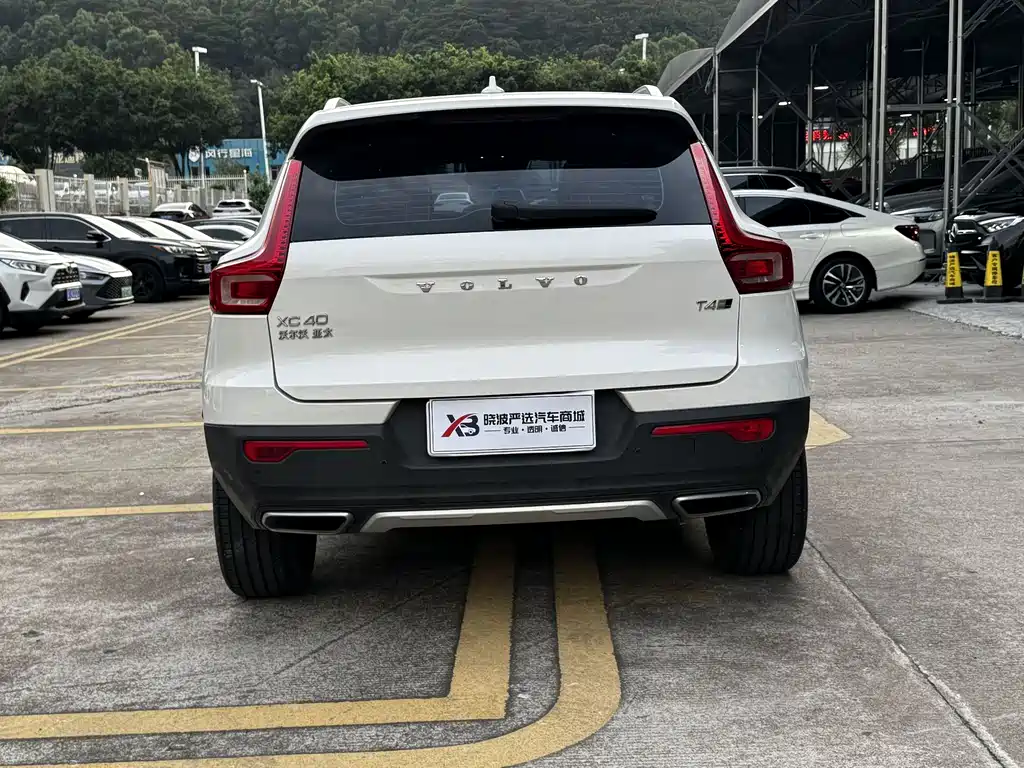 Volvo XC40 2020