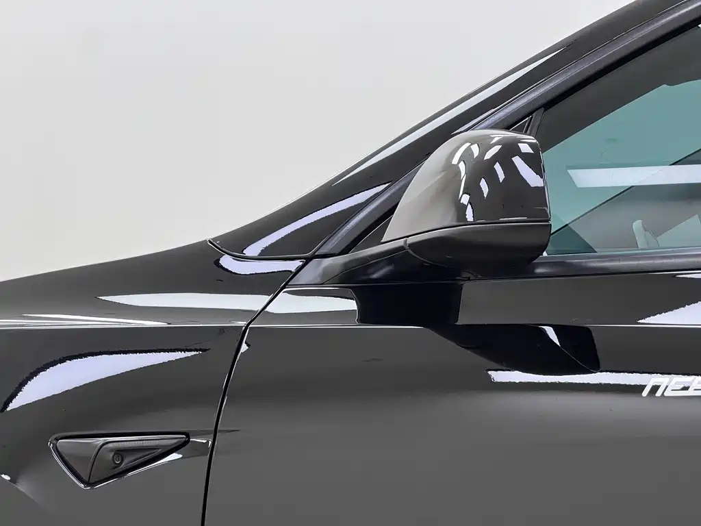 Tesla Model Y 2023 — фото 36