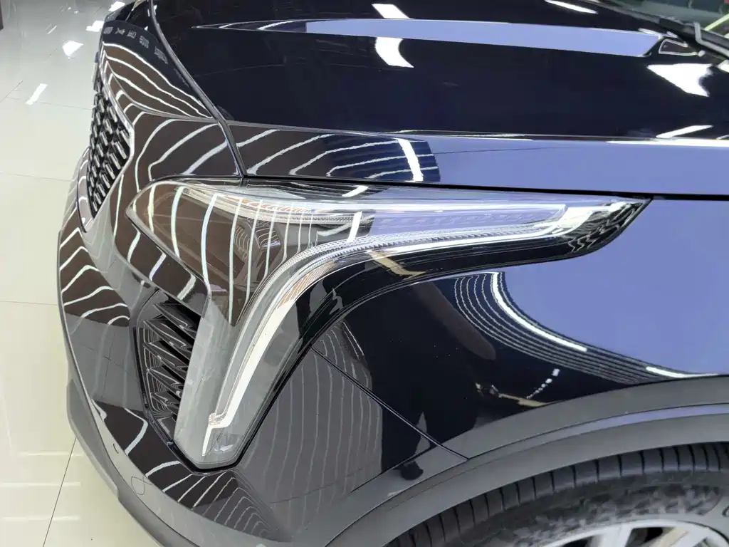 Cadillac XT4 2021 — фото 20