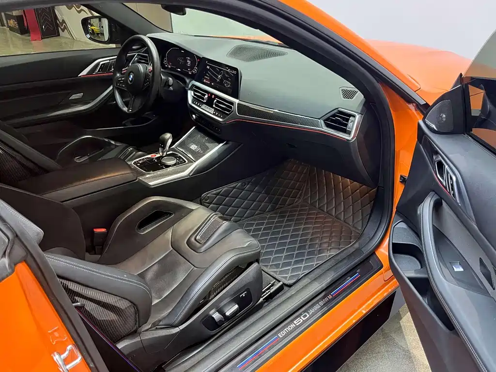 BMW M4 2023 — фото 13