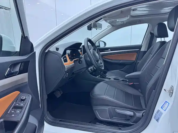 Volkswagen Bora 2023
