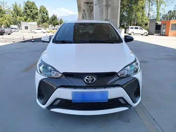 Toyota Yaris L 2019