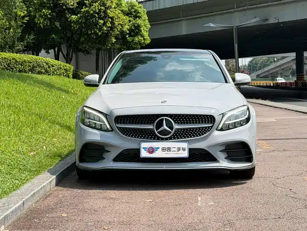 Mercedes-Benz C-Class 2019