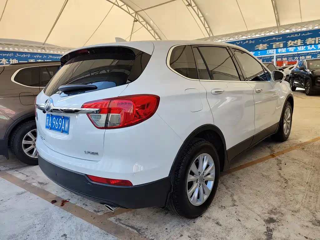 Buick Envision Plus 2017 — фото 9