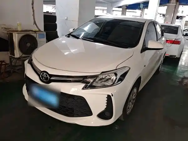 Toyota Vios FS 2022