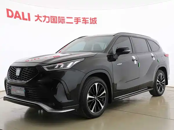Toyota Crown Kluger 2021