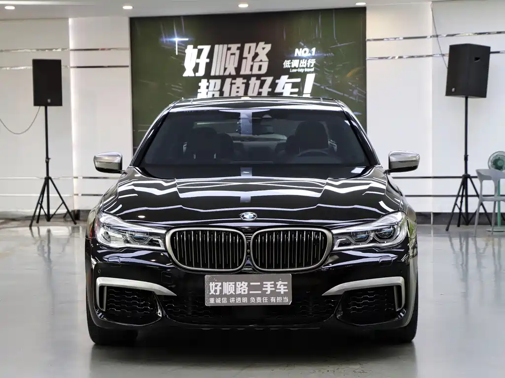 BMW 7 Series 2019 — фото 2