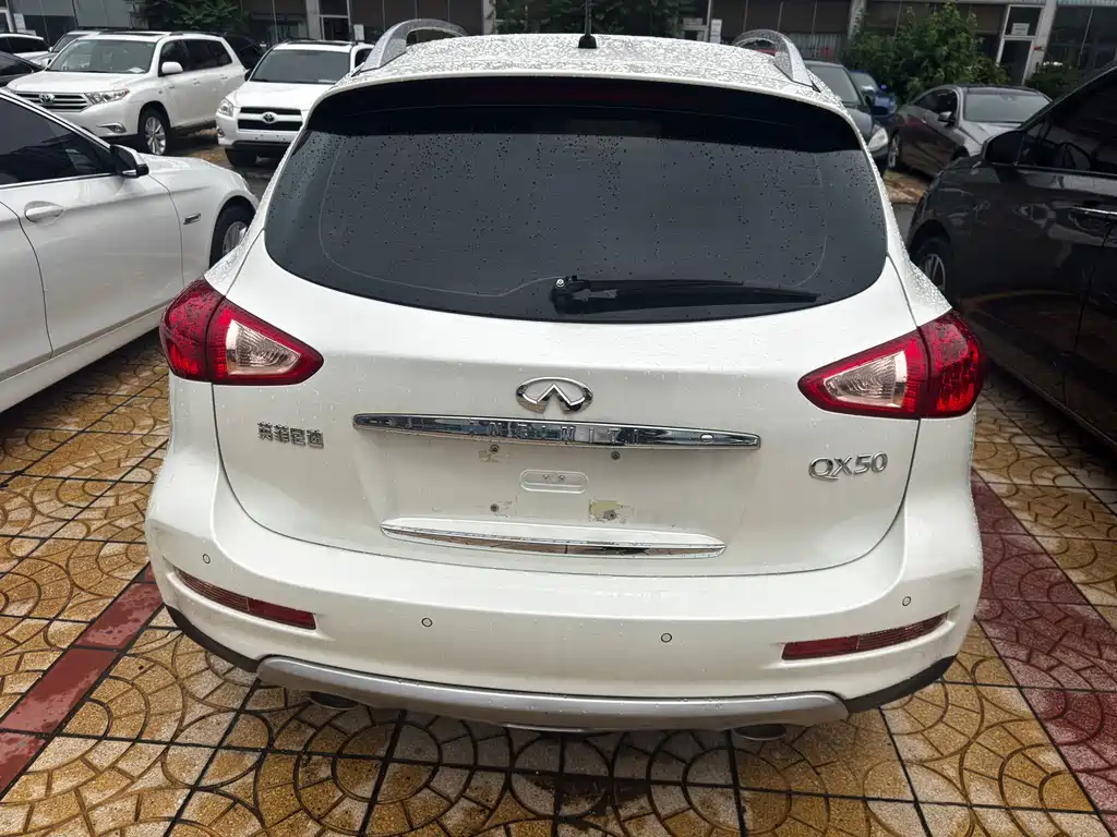 Infiniti QX50 2016 — фото 17