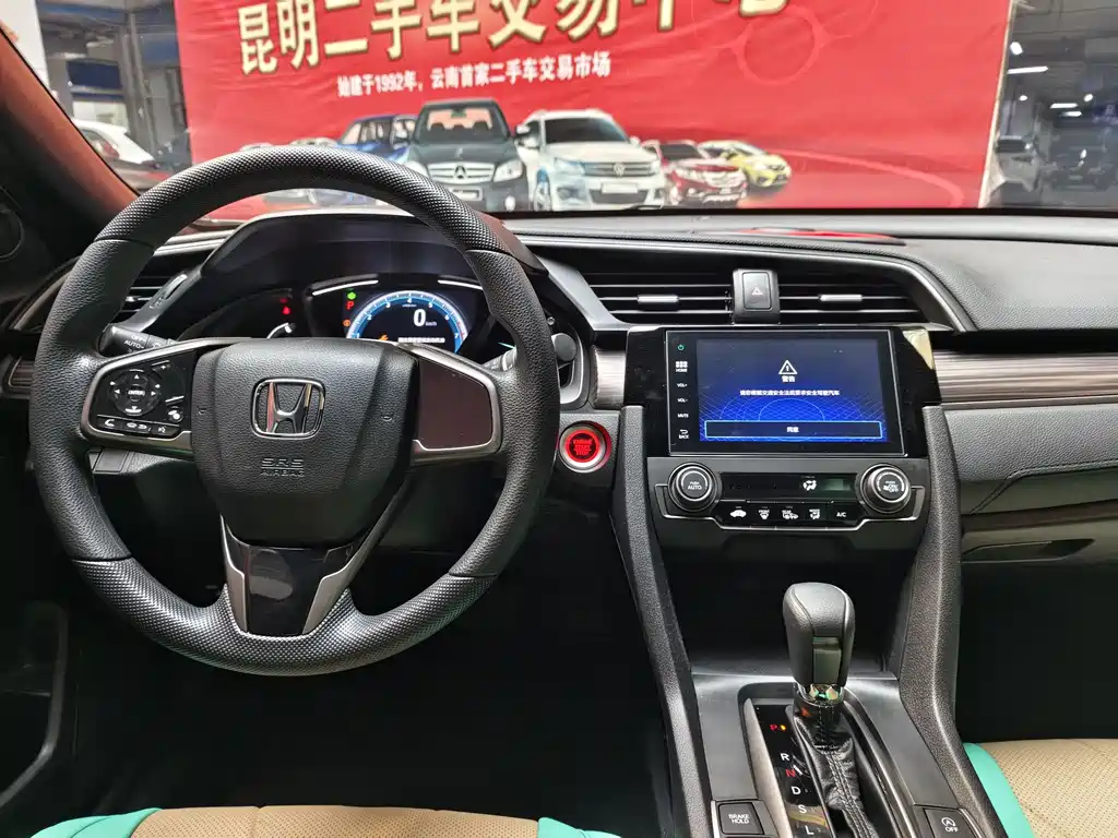 Honda Civic 2022 — фото 9