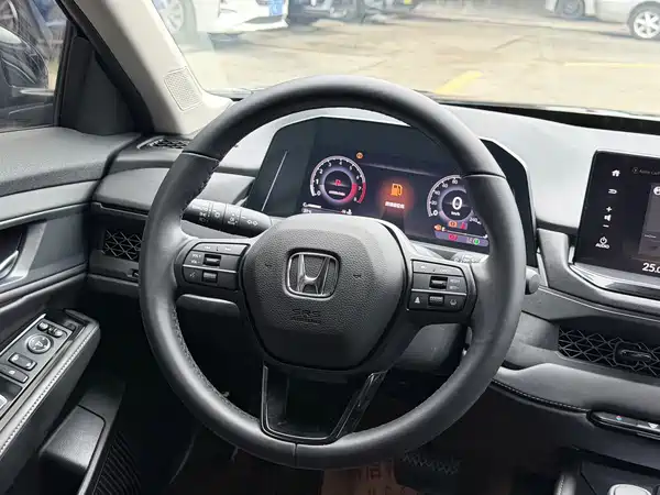 Honda Accord 2025