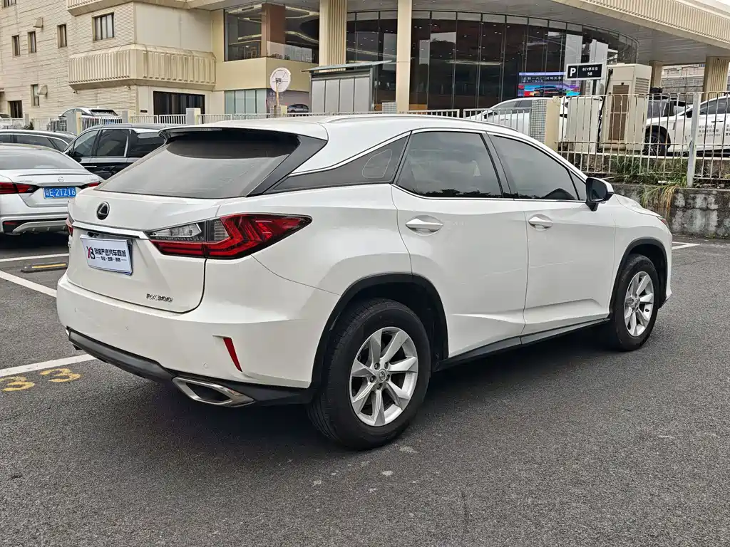 Lexus RX 2017 — фото 6