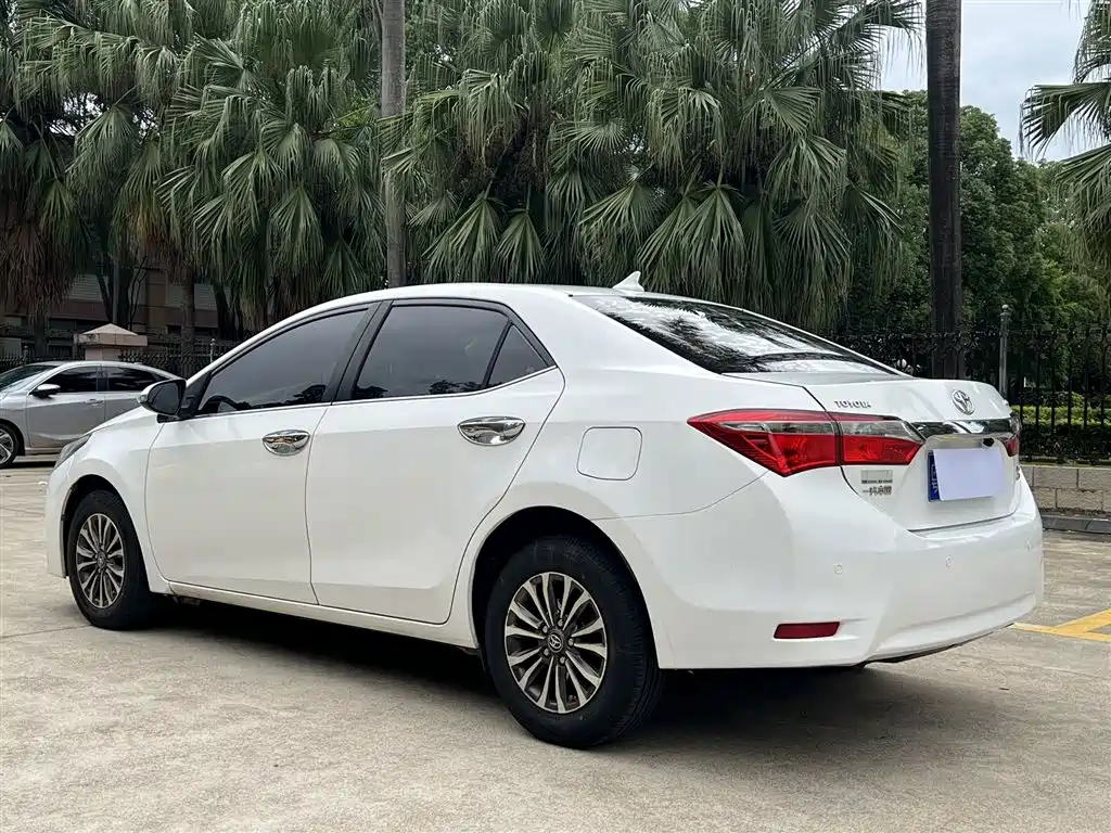 Toyota Corolla 2019 — фото 9