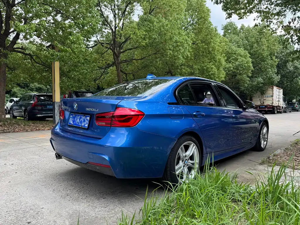 BMW 3 Series 2016 — фото 13