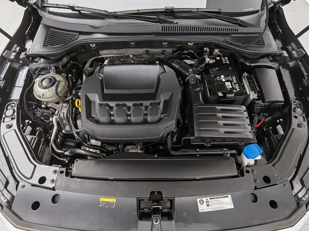 Volkswagen Passat 2025