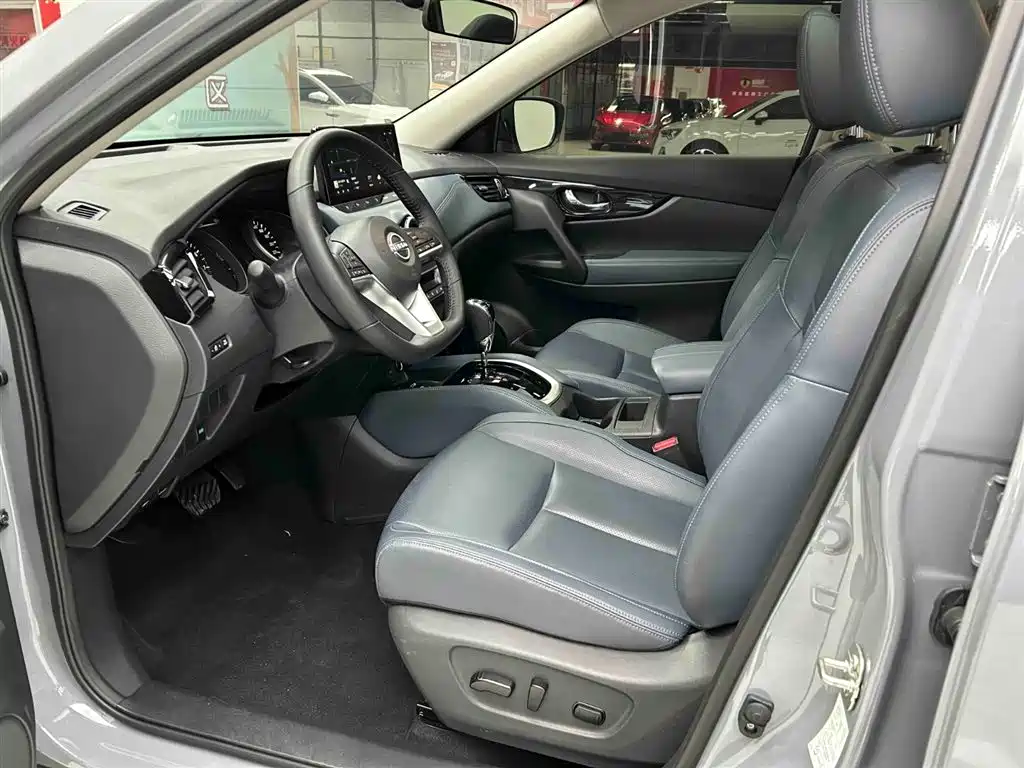 Nissan X-Trail 2025 — фото 12