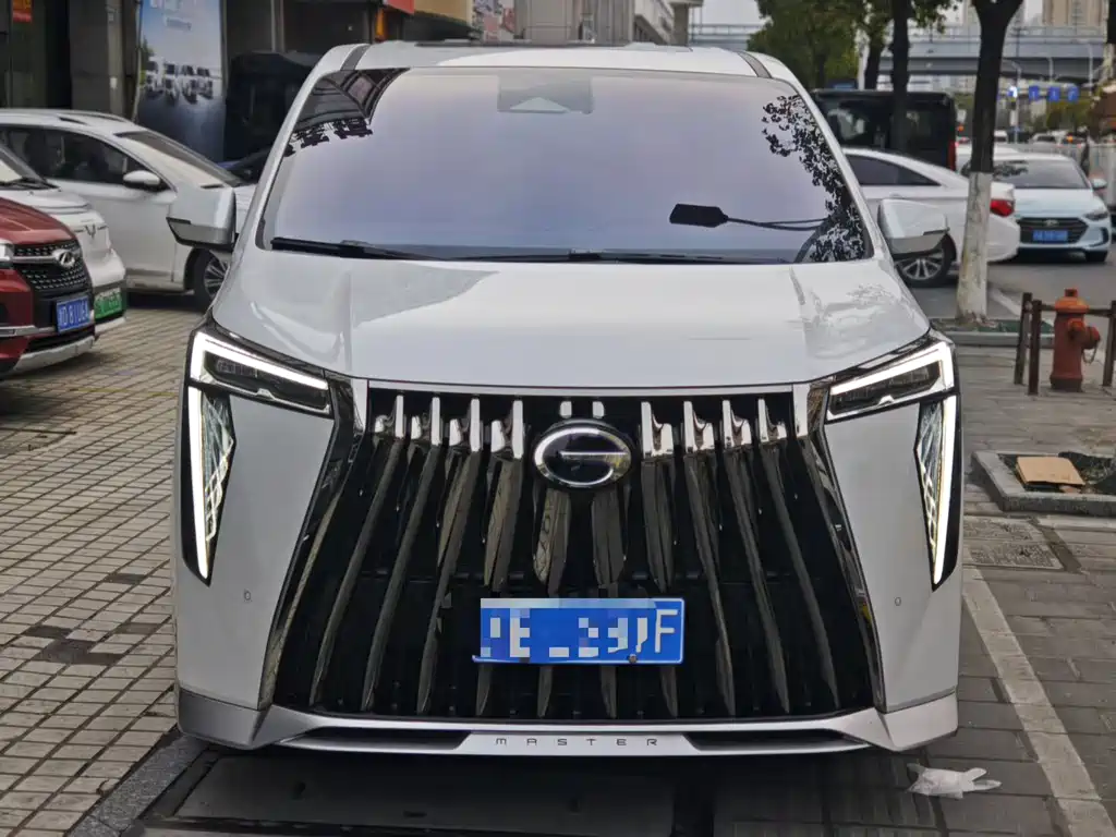 GAC Motor Trumpchi M8 2025 — фото 1
