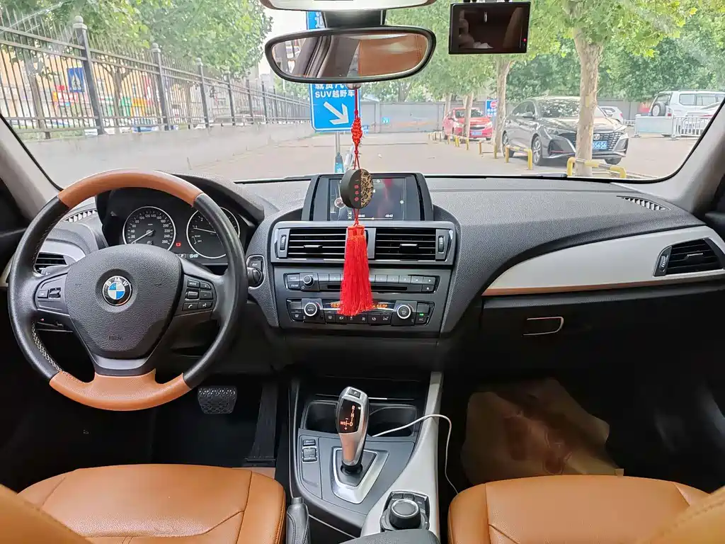 BMW 1 Series 2015 — фото 8