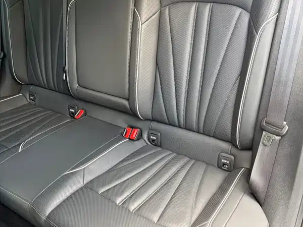 Volkswagen Passat 2023