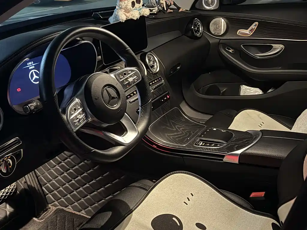 Mercedes-Benz C-Class 2021