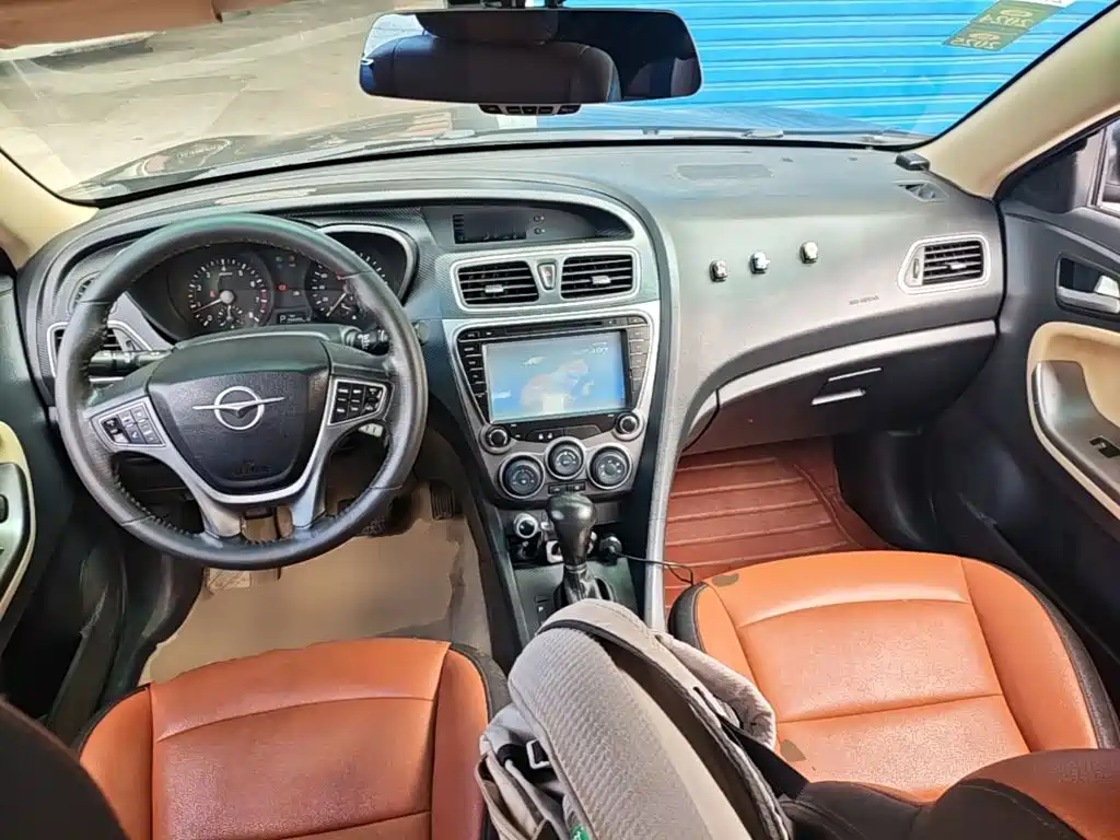 Haima Vanda Electric 2015 — фото 10