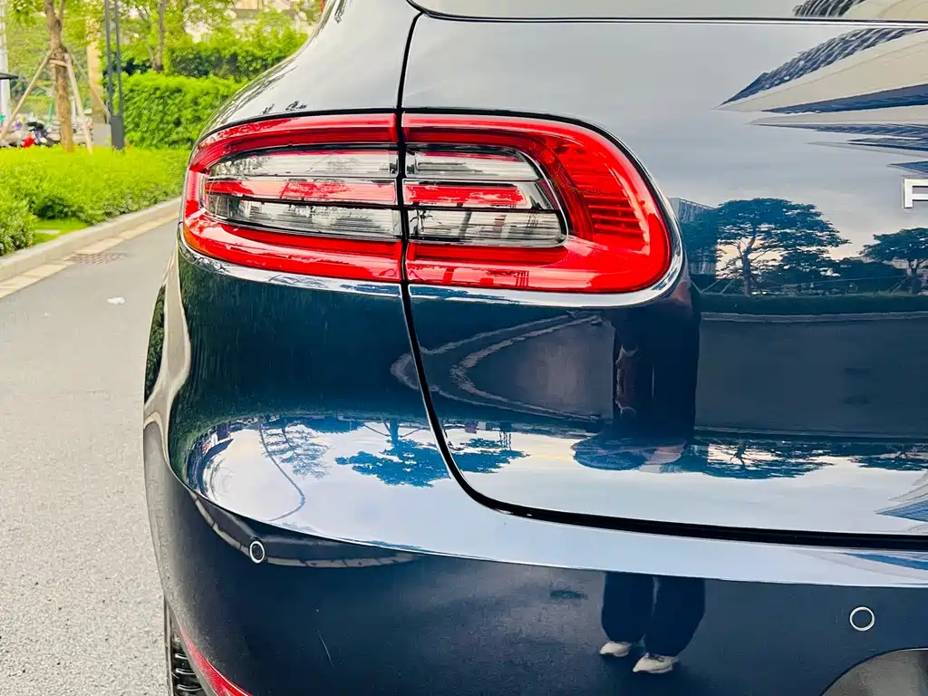 Porsche Macan 2017 — фото 10