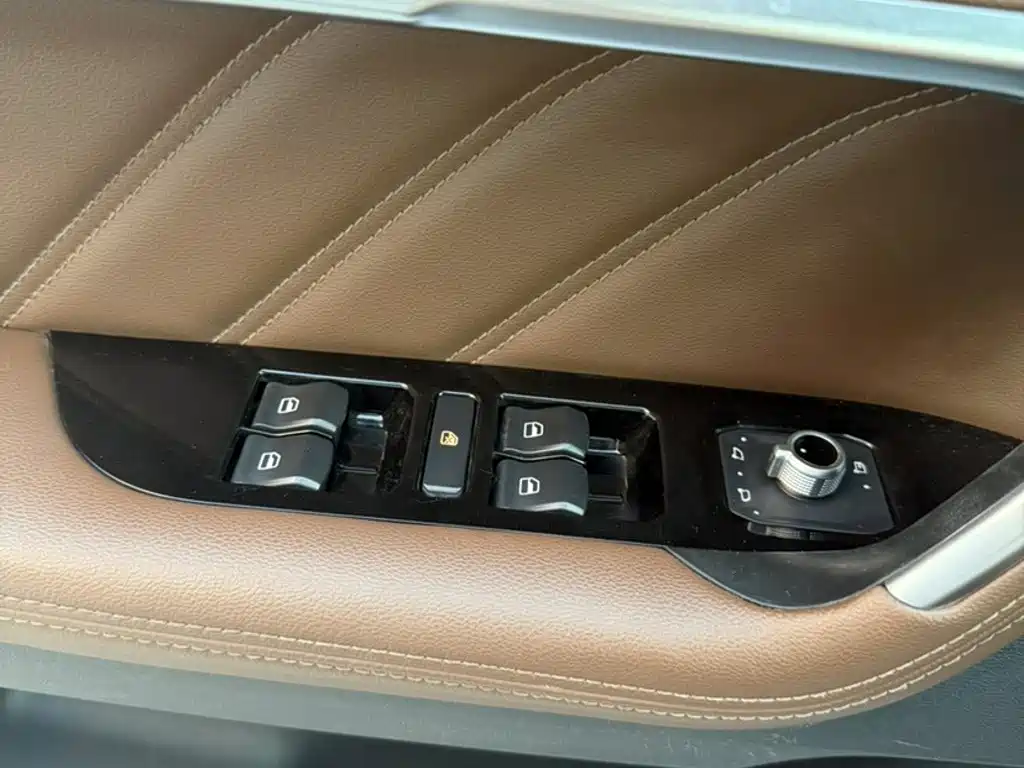 Hyundai Celesta 2016 — фото 13