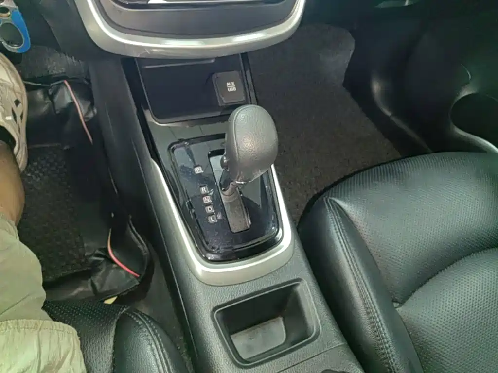 Nissan Tiida 2019 — фото 14