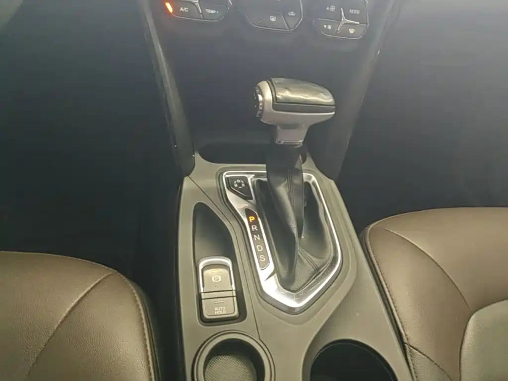 GAC Trumpchi GS4 2018 — фото 14