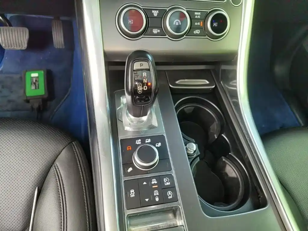 Land Rover Range Rover Sport 2017 — фото 14
