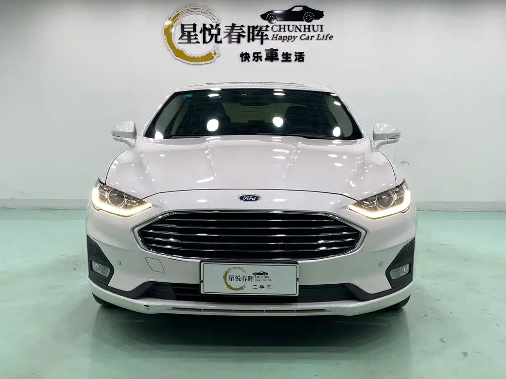 Ford Mondeo 2018 — фото 2