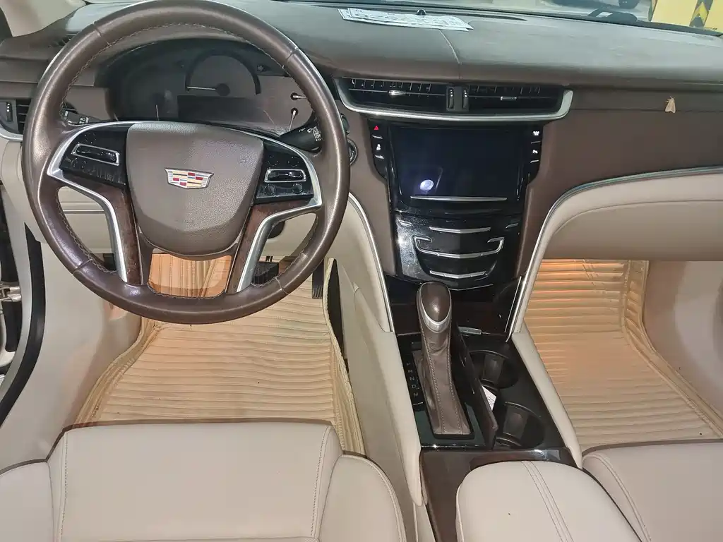 Cadillac XTS 2016 — фото 9