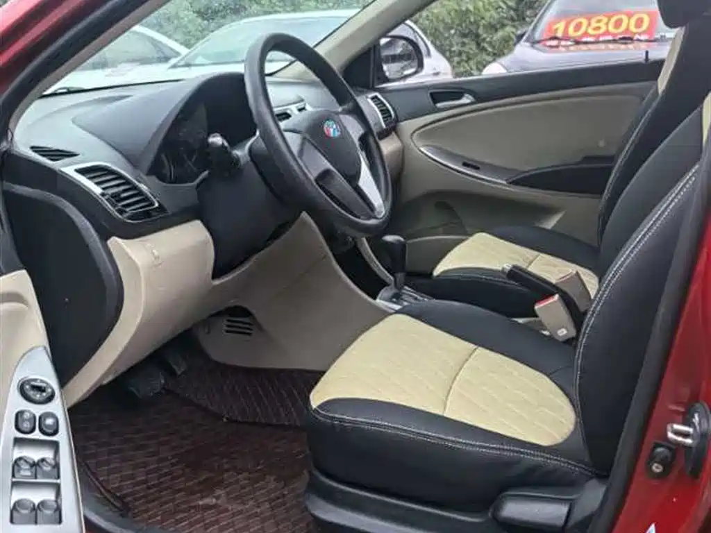 Hyundai Verna 2015