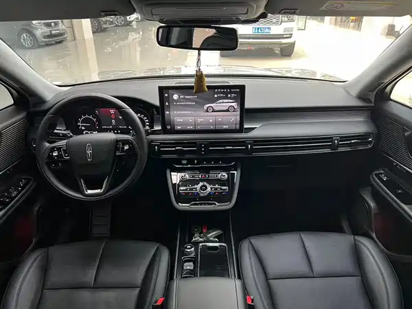 Lincoln Corsair 2021