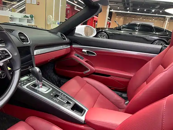 Porsche 718 2024