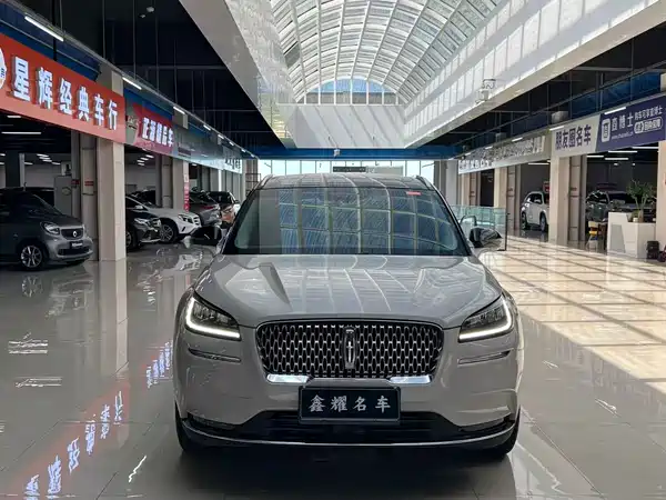 Lincoln Corsair 2021